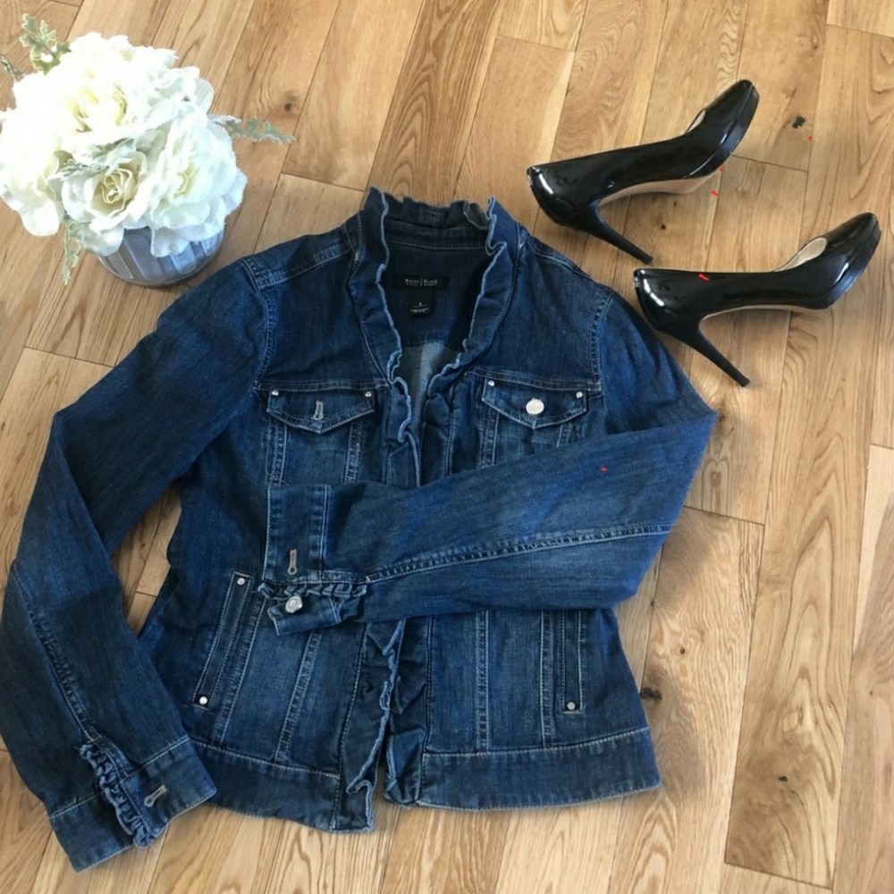 White House Black Market Denim Jacket Sz8 in EUC